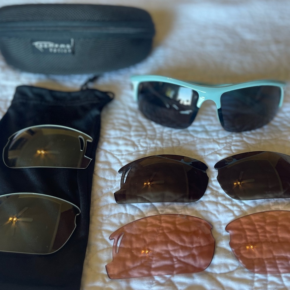 Serfas Optics Women’s/Unisex Cycling & Sport Sunglasses - Light blue frames
